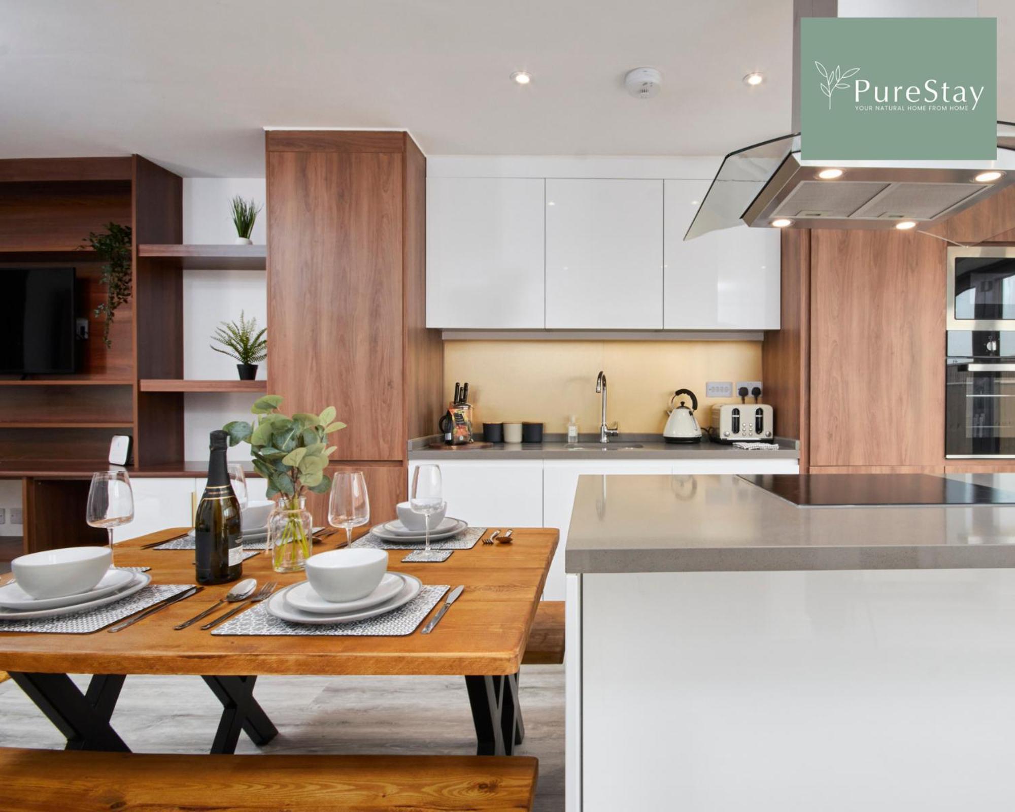 Stunning 5 Bed Manchester House With Parking By Purestay Short Lets & Serviced Accommodation Εξωτερικό φωτογραφία