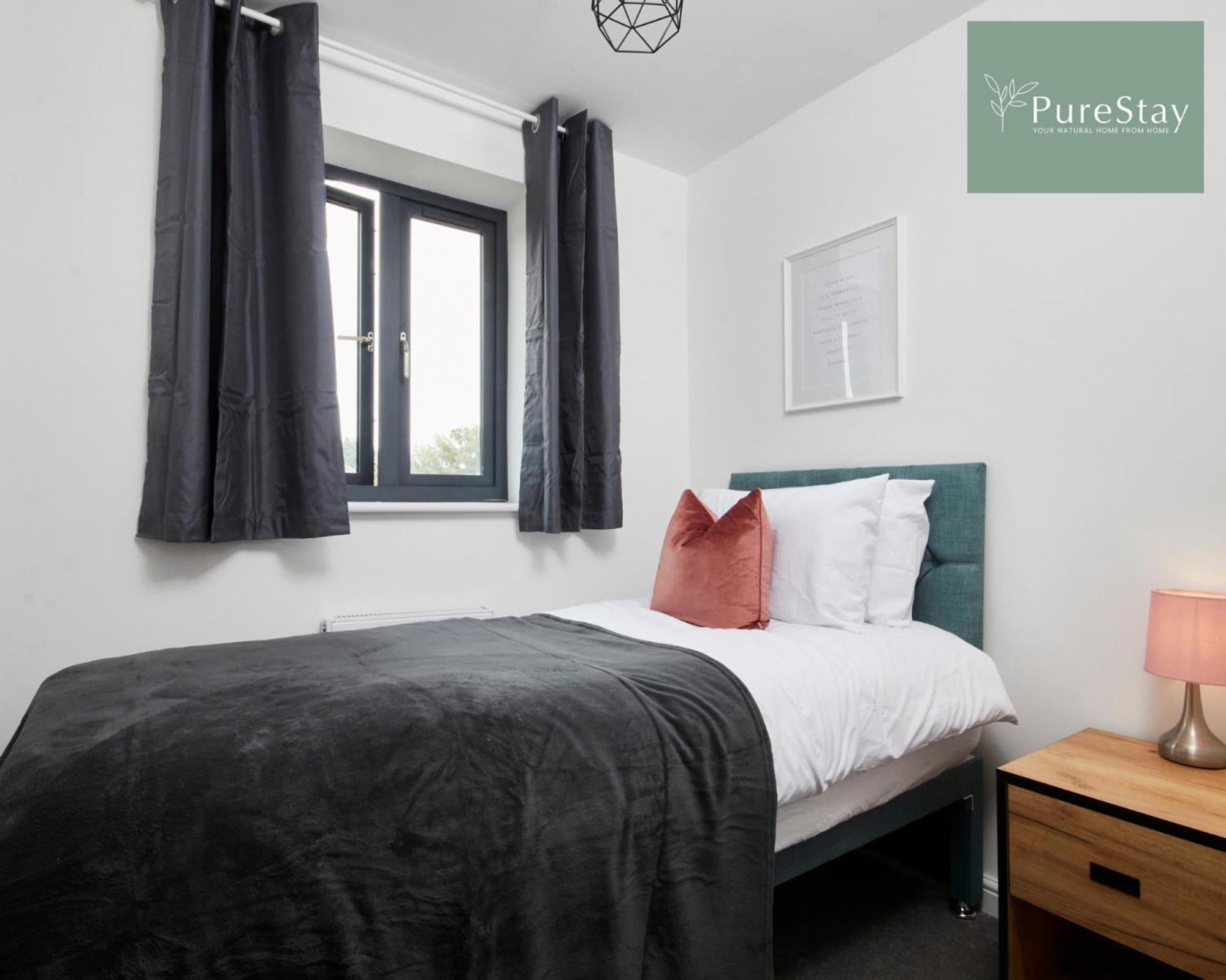 Stunning 5 Bed Manchester House With Parking By Purestay Short Lets & Serviced Accommodation Εξωτερικό φωτογραφία