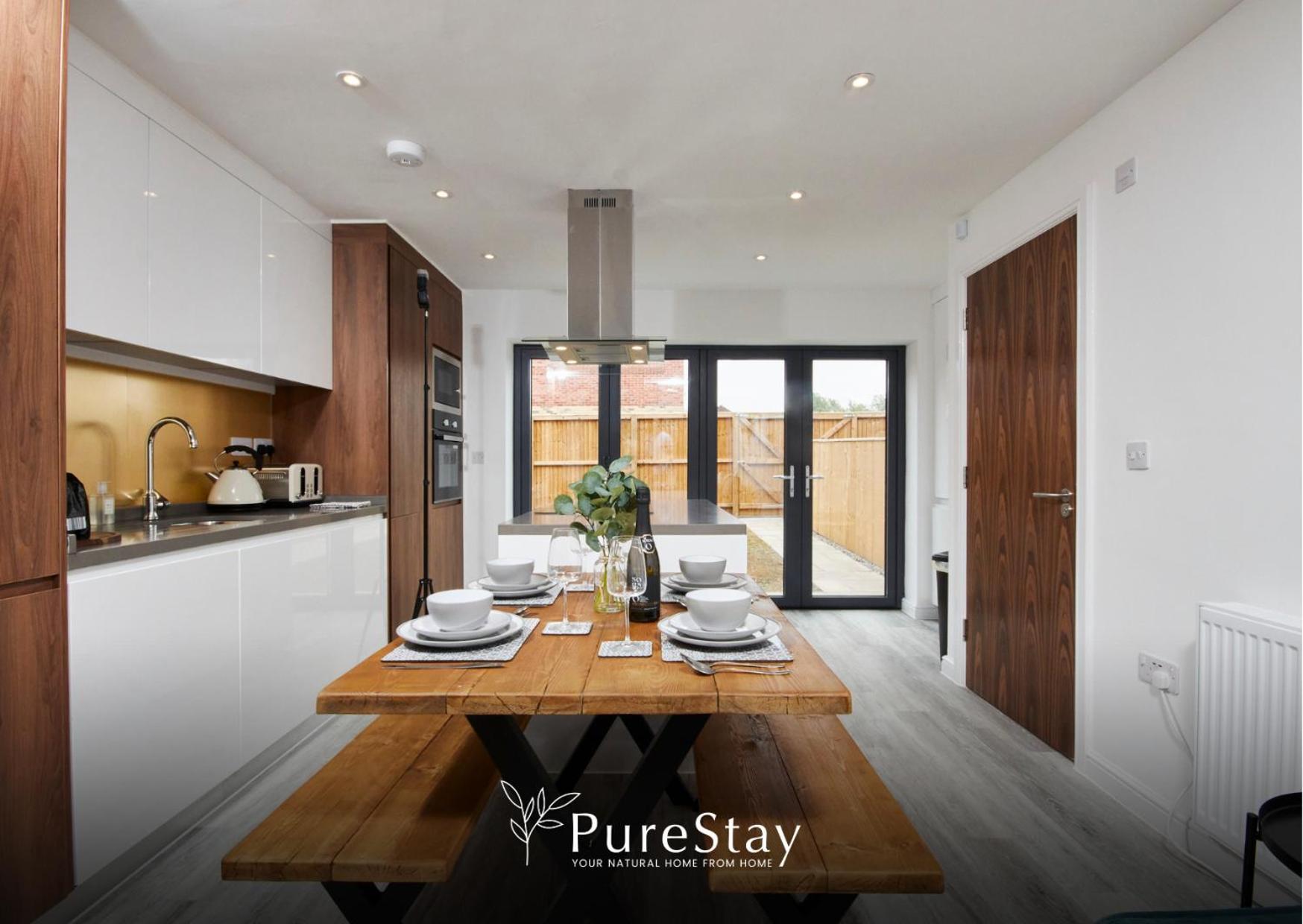 Stunning 5 Bed Manchester House With Parking By Purestay Short Lets & Serviced Accommodation Εξωτερικό φωτογραφία